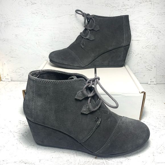 Toms Womens Suede Wedge Booties Desert Gray Sz 9 Heel Lace Up Minimalist - Picture 1 of 14